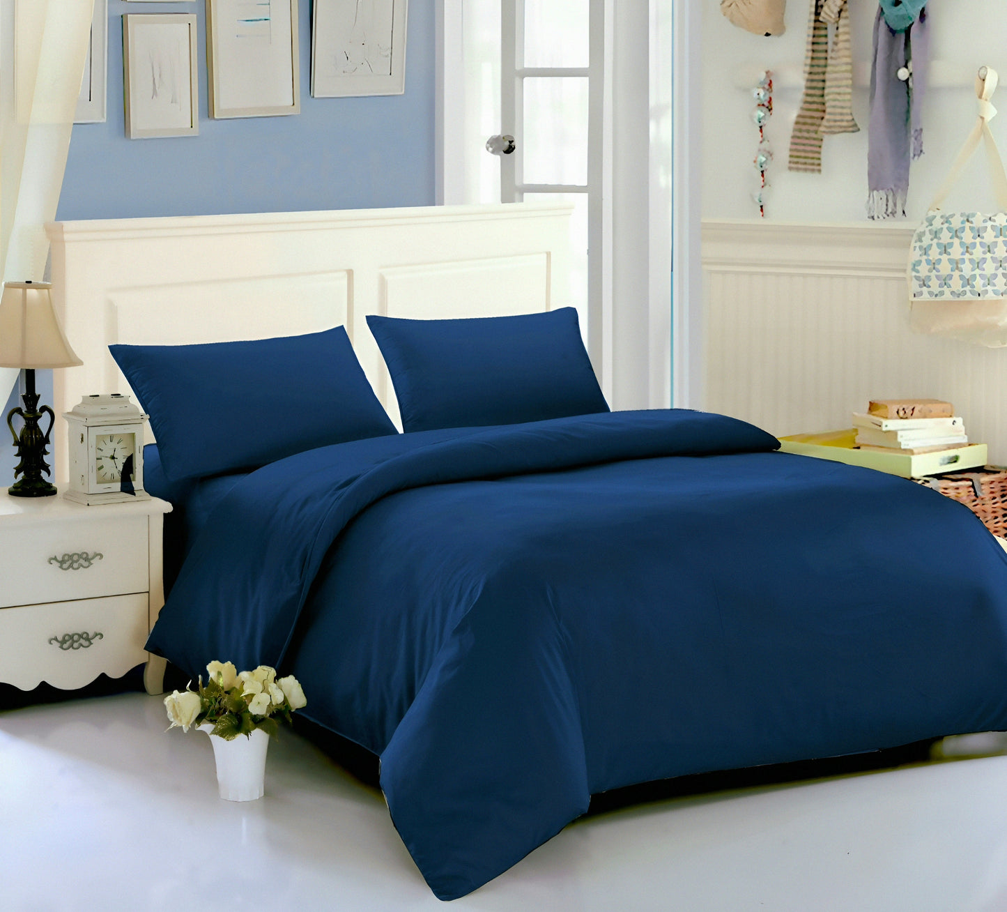 Soft cotton dark blue bedding - مفارش قطنية أزرق ملكي