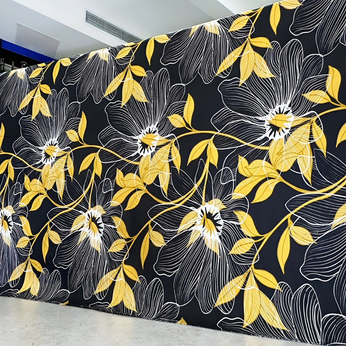 Premium cotton floral bedsheet fabric roll available for wholesale supply