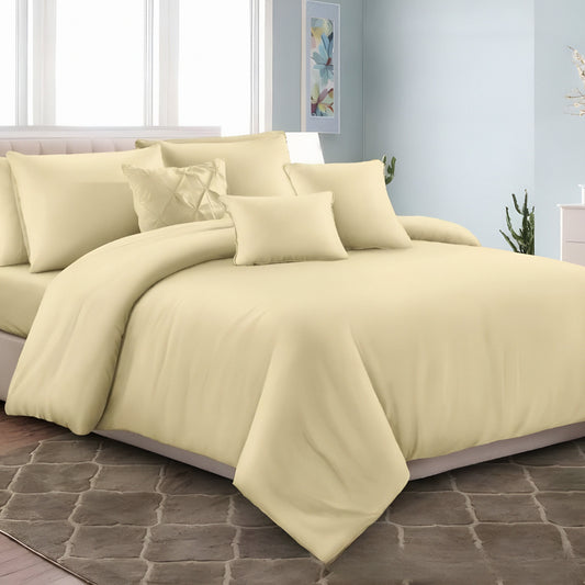 Cream luxury cotton bedsheet set on a modern bed — طقم ملاية قطنية بيج فاخرة لغرفة نوم أنيقة في الإمارات