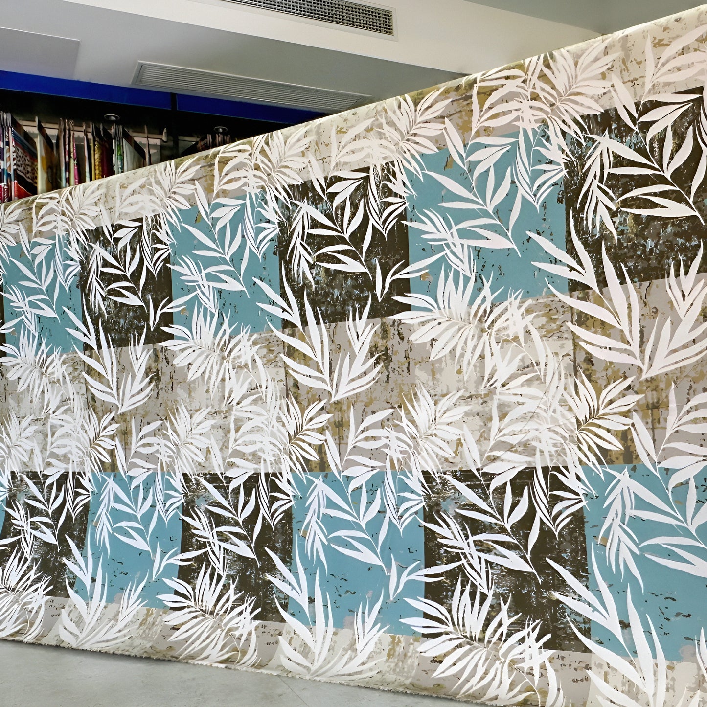 Bedsheet cloth roll with tropical leaf design in uae